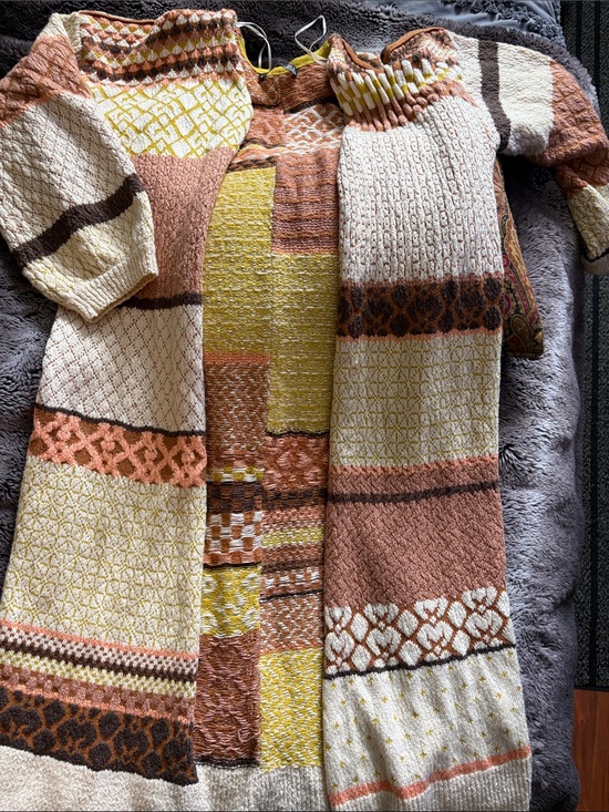 Black Tape_ Sweaters - Black Tape_ Multicolor Patchwork Knit Cardigan in Cream, Brown & Yellow